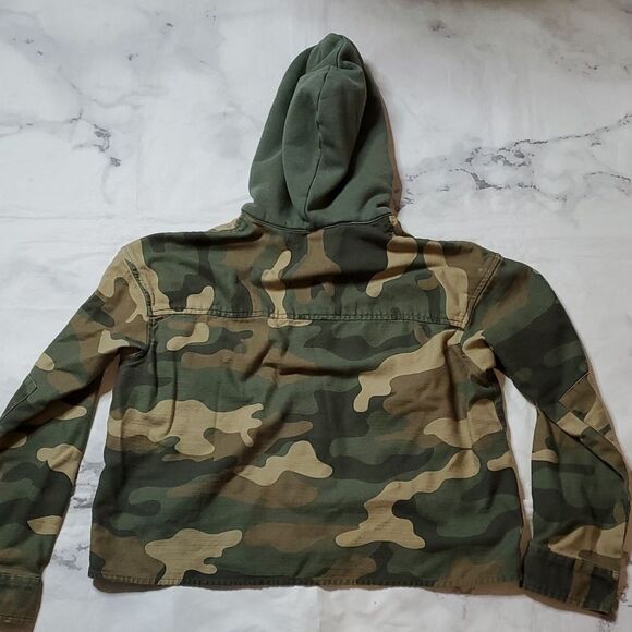 American Eagle Camo Jacket - Picture 5 of 5